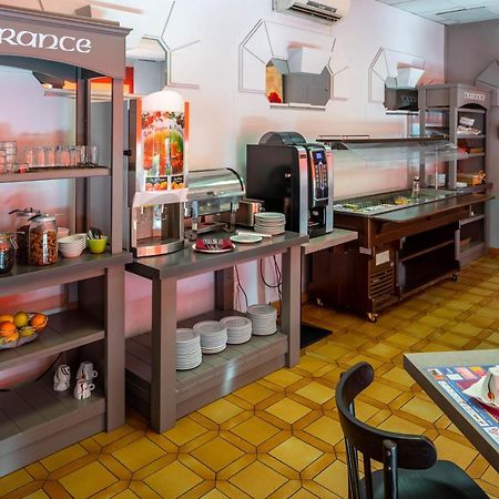 Logis Hotel Noemys Brive - Restaurant Le Teinchurier Экстерьер фото