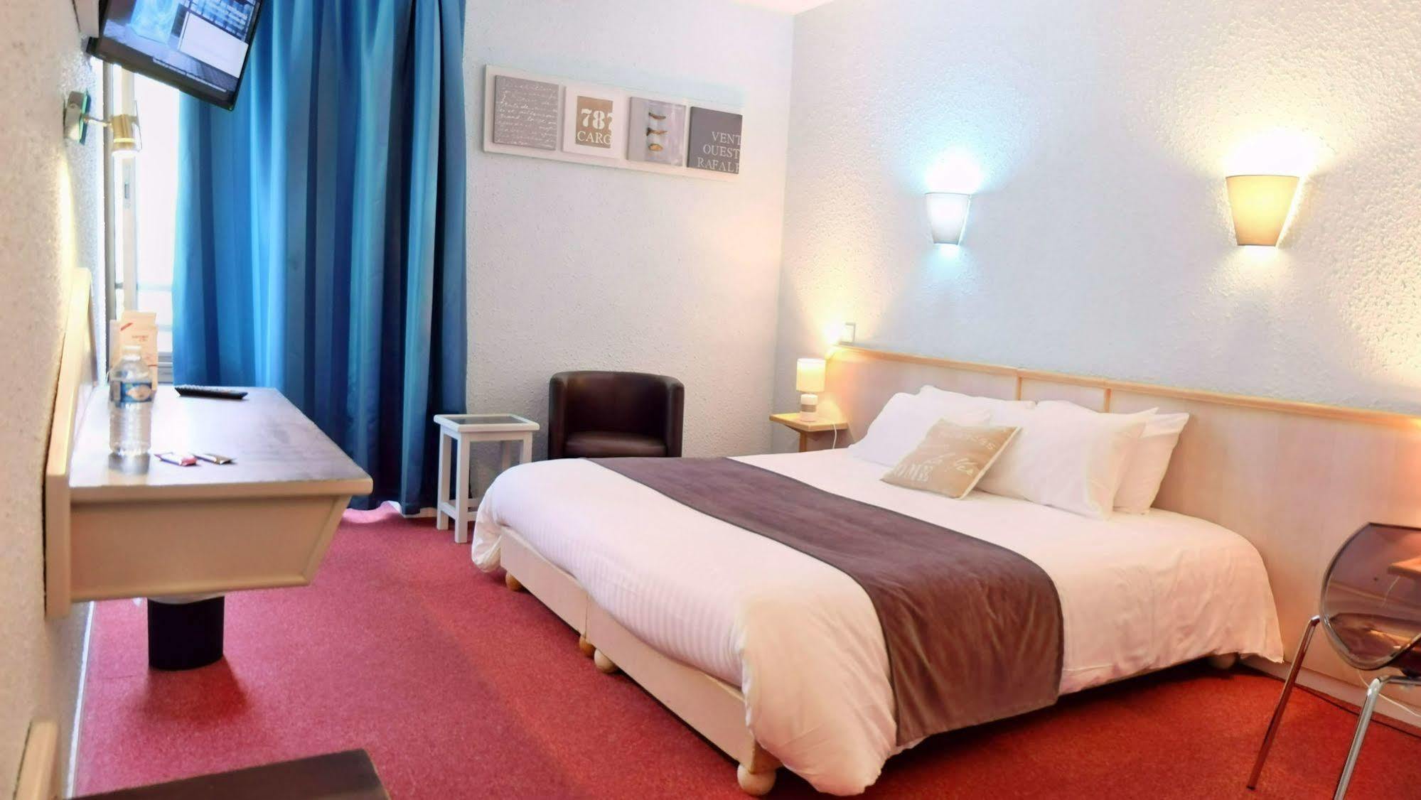 Logis Hotel Noemys Brive - Restaurant Le Teinchurier Экстерьер фото